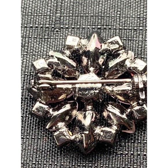 Vintage Pink Cat Eye Rhinestone Brooch Floral Round Pin Mid-Century Costume Jewe - Picture 3 of 6